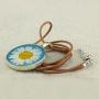 FM FM42 Pressed Dried Daisy Flower on Blue/Red Background Round Pendant Necklace