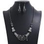 LZHLQ Skeleton Bone Hand Necklace Collar Necklace Gothic Double Skull Hand Claw Punk Necklace for Women Men
