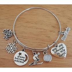 Kits Kiss Skiing Bracelet, Skiing Jewelry, Skier Bracelet, I Love to Ski Bracelet, Skier Charm, Snowflake Charm, Dream Believe Achieve Charm, Gift for Skier, Sports Bracelet, Skiing Bangle Bracelet