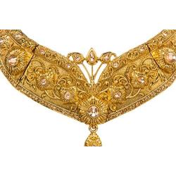 Bindhani Indian Jewelry Wedding Party Wear Bridal Bridemaids Crafted Golden Kundan Choker Necklace Earrings Tikka Set Designer Bollywood Style Jewellery Tika Set For Women