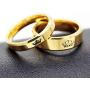 Uloveido 2pcs His Queen and Her King Couple Rings Set, Titanium Steel Matching Promise Wedding Engagement Band for Couples (Black, Gold)