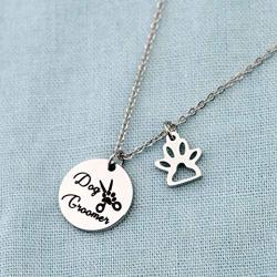 SEIRAA Pet Groomer Gift Dog Groomer Necklace Vet Tech Jewelry Paw Print Charm Necklace Gift for Animals Lover