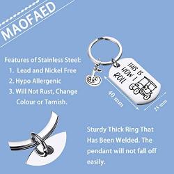 MAOFAED Golfer Gift Golf Keychain This is How I Roll Keychain Gift for Golfer Golf Cart Keychain