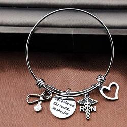 Eigso Nurse Bracelet Keychain She Believed She Could RN LVN LPN Nurse Stethascope Charm Nursing School Graduation Gift Inspirational Nurse Jewelry