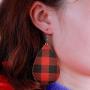 INENIMARTJ 3 Pieces Christmas Plaid Leather Earrings Bracelet Set, Handmade Lightweight Christmas Buffalo Plaid Bracelet for Women & Girls
