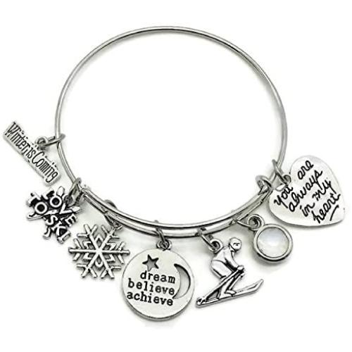 Kits Kiss Skiing Bracelet, Skiing Jewelry, Skier Bracelet, I Love to Ski Bracelet, Skier Charm, Snowflake Charm, Dream Believe Achieve Charm, Gift for Skier, Sports Bracelet, Skiing Bangle Bracelet