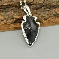 Paialco Natural Crystal Gemstone Rock Healing Crystal Arrow Shape Pendant Necklace