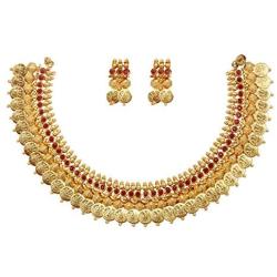 SANARA Indian Bollywood Jewelry Ethnic Gold Plated Traditional South Indian Coin Temple Choker Necklace Earring Set Women Bridal Choker Jewelry Multi Stone Jewelry