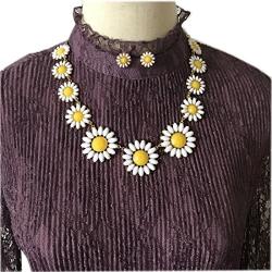 Peony.T Womens Daisy Flower Necklace Gold Chain Collar Necklace Earring Stud Set Mum Gift Jewelry Set